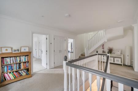 1373998-13-690397...