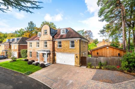 1373583-9-68fb6c5...