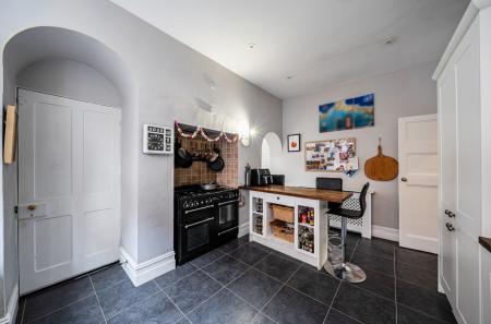 1415082-5-69a1cdd...