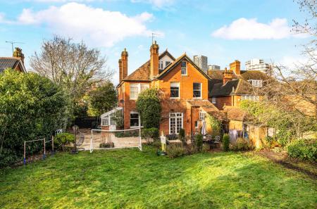 1415082-3-69a1ccc...