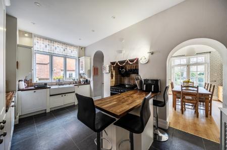 1415082-6-69a1cde...