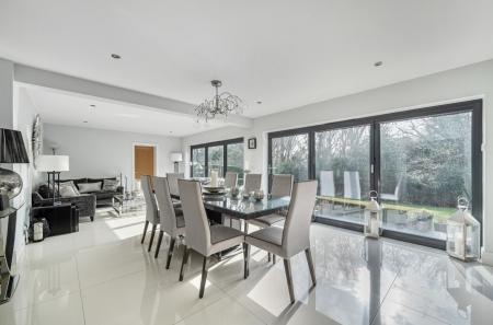 1421378-27-69a6fe...