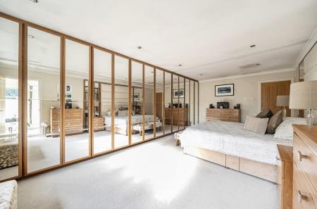 1421378-17-69a6fd...