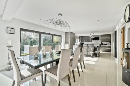 1421378-26-69a6fe...