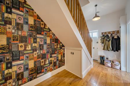 1429932-8-69b4435...