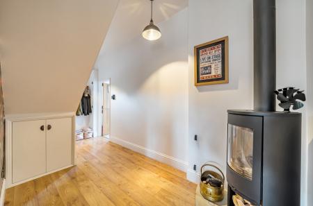 1429932-6-69b4434...