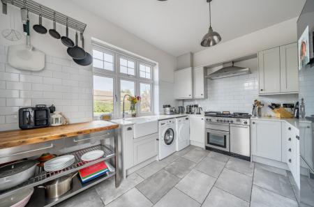 1429932-14-69b443...