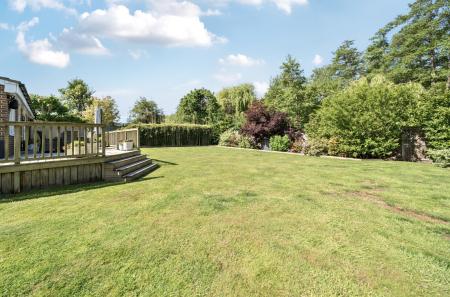 1296780-2-6827082...