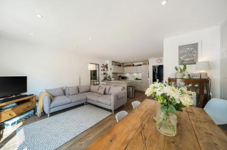 20-68220bc273cdf-...