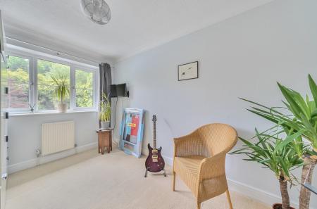 1301467-5-68387cd...