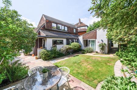 1313672-2-68556fe...