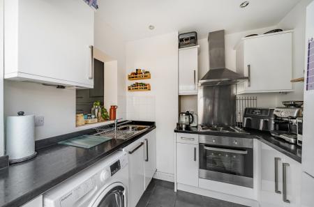 1339886-8-689b6a2...