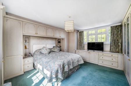 1335977-16-689f17...