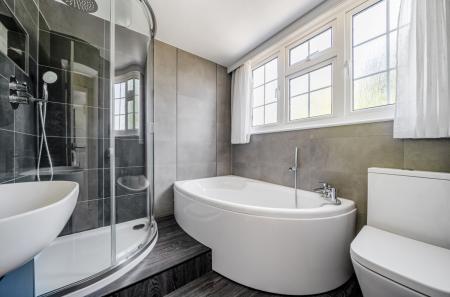 1335977-14-689f16...