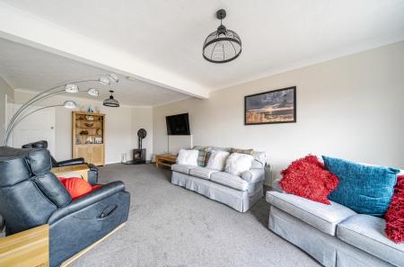 1345183-8-68af07c...