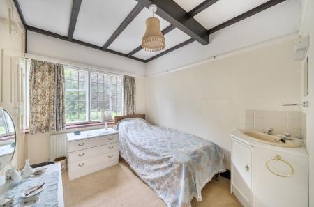 1353845-15-68c18e...