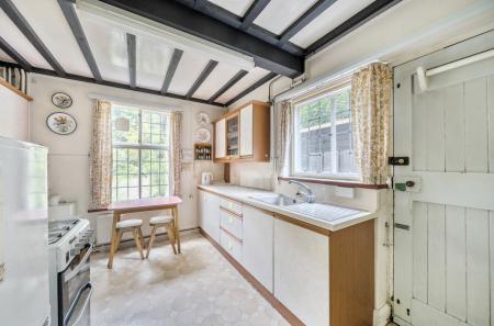 1353845-6-68c18de...