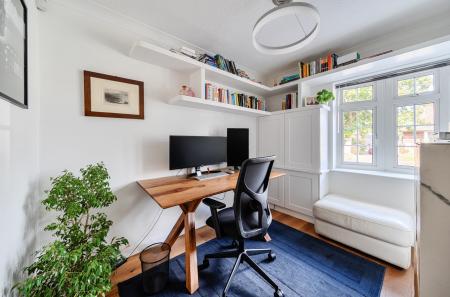 1353165-10-68c3fe...