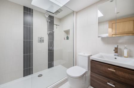 1353165-16-68c401...