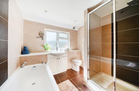 1353165-12-68c3fe...