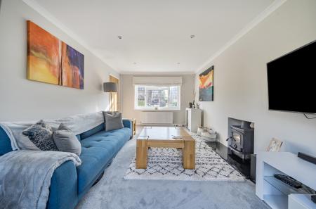 1359067-9-68daaf8...