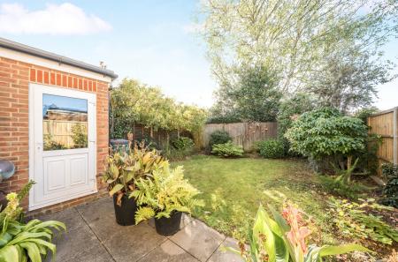 1363167-15-68e38c...