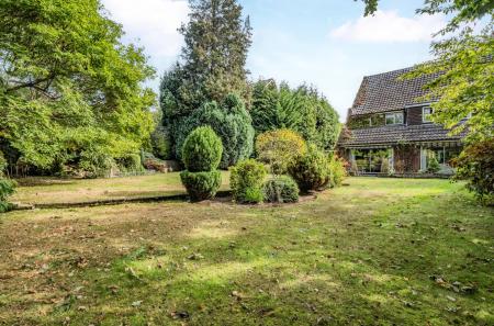 1354452-7-68d3cb4...