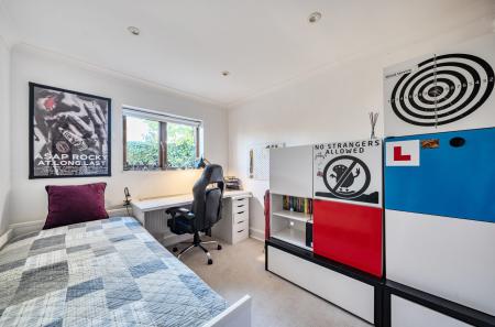 1365139-15-68e775...