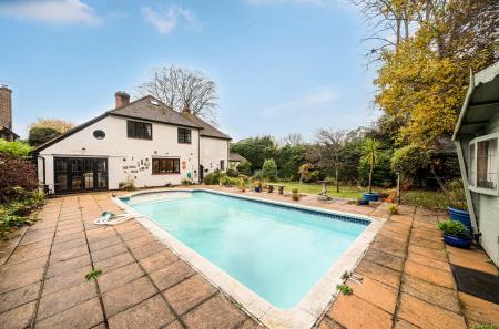 1385762-14-692da4...