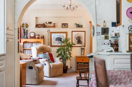 1385762-34-692da7...