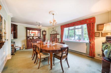 1385762-55-692da9...