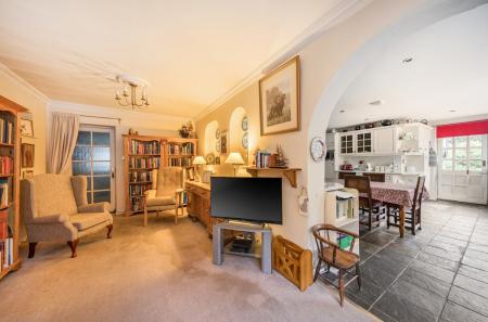 1385762-39-692da7...