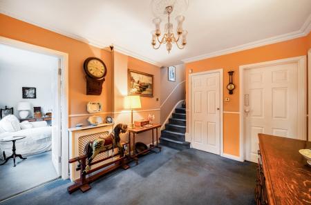 1385762-50-692da8...