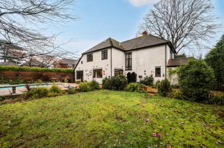 1385762-11-692da4...