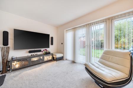 1401690-10-697249...