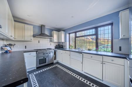 1403624-6-697a07c...