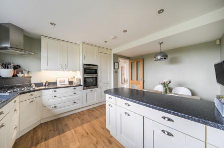 1400355-28-6978d2...