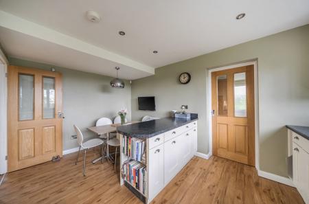 1400355-27-6978d2...