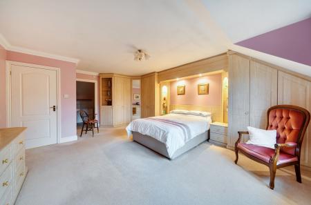 1404835-7-6981cff...