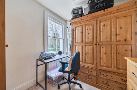 1405773-12-6981c9...