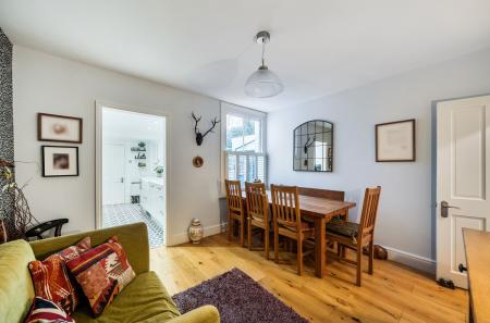 1405773-15-6981ca...