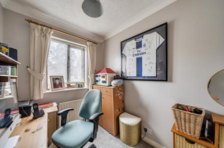 1409143-18-6984c4...