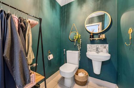 1405154-10-6985ff...