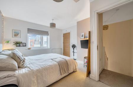 1405154-3-6985feb...