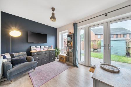 1405154-20-698600...