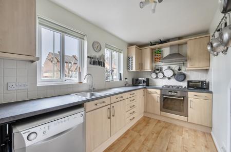 1410218-13-698b42...