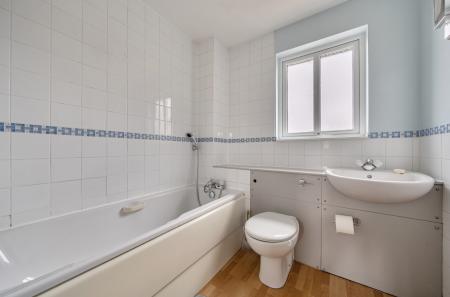 1410218-3-698b407...