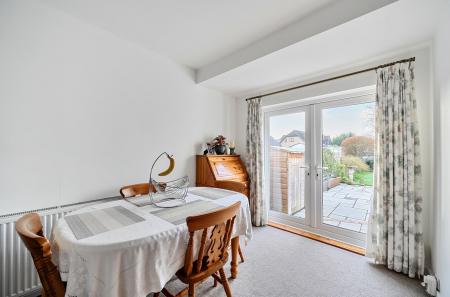 1411130-16-698ef9...