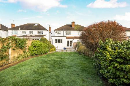 1411130-2-698ef7a...