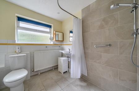 1411210-5-698c849...